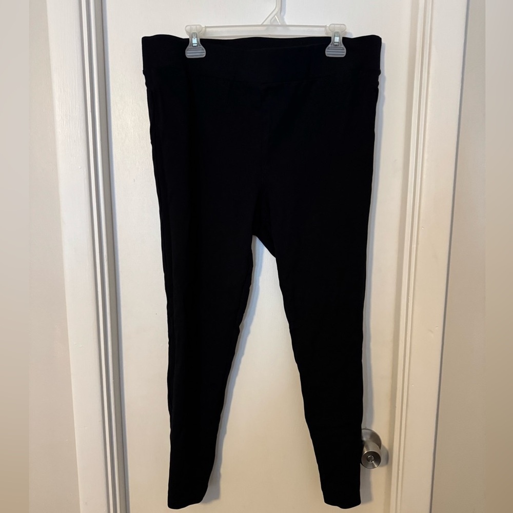 LOFT black leggings size XL, no pilling, very comfortable!
